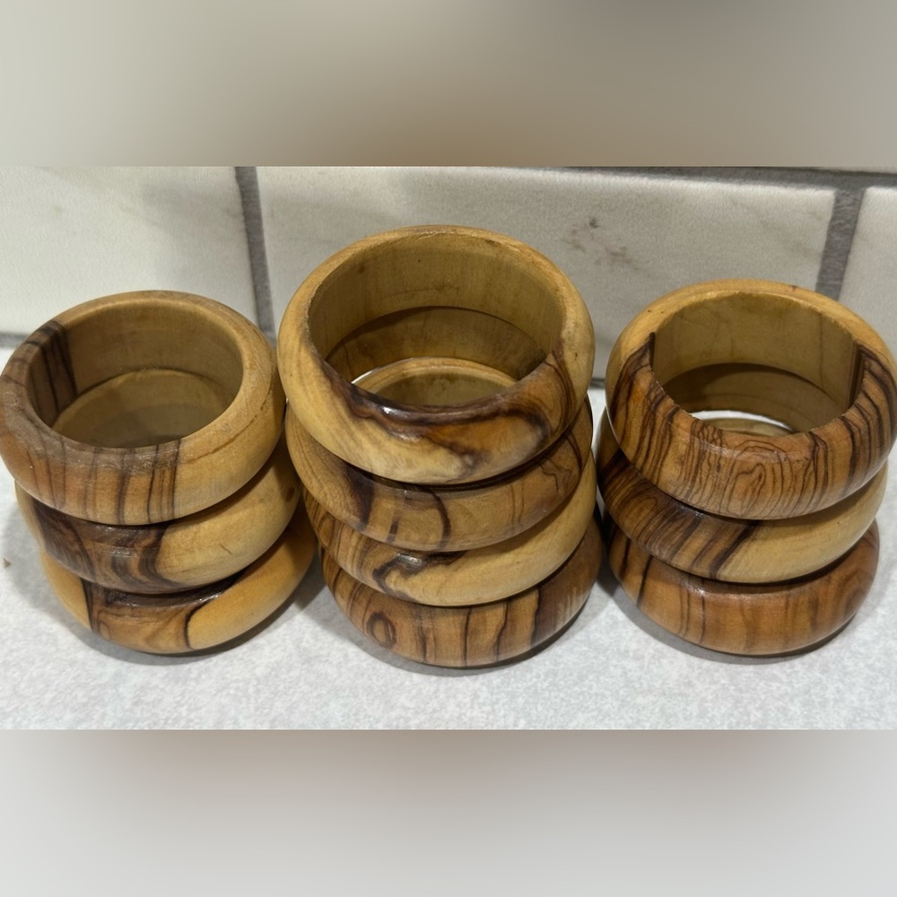 Napkin Ring holders - Set Of 10 - Natural Wood - Handmade. - Picture 2 of 5